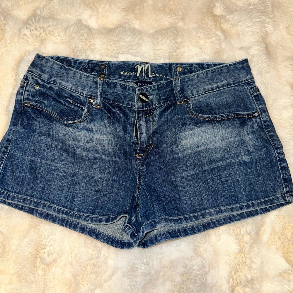 Madison denim co jean shorts size 11/12